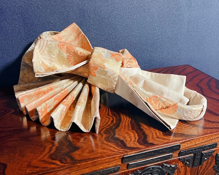 ワークショップ作品:華扇(はなおうぎ)