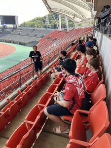 HRvs5ZCvcXa8824FmS8L.jpg?w=940&h=940