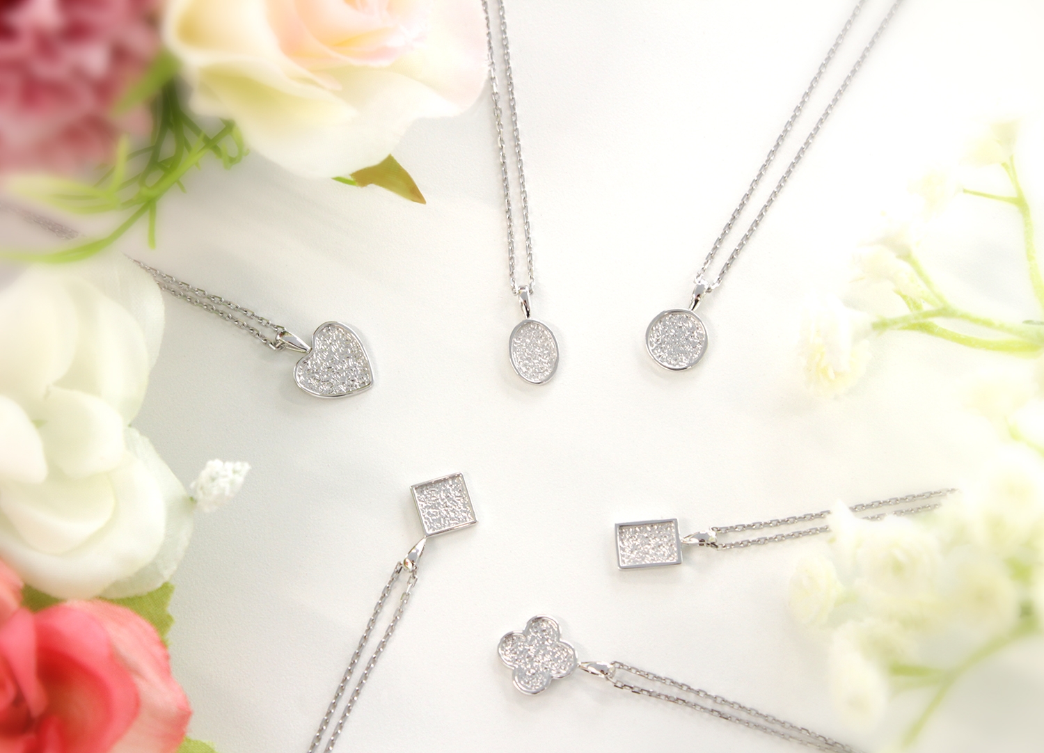 6種類のスターダストペンダント(非売品)