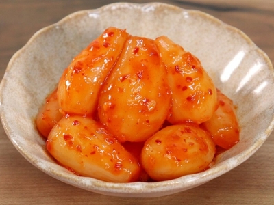 「岩下のらっきょうキムチ」盛付例