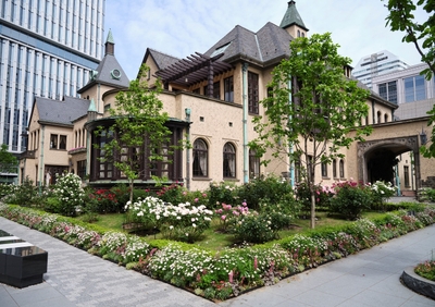 HUegsSCl0moDK7M4rSYz.jpg?w=940&h=940