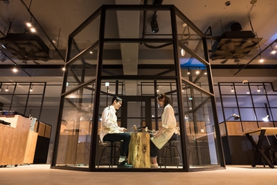 HXgdEND4EH1m90oWnbHI.jpg?w=940&h=940