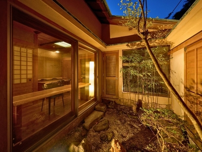 HdauNLvMfglvXzJbrC67.jpg?w=940&h=940