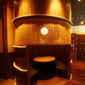 He5pv2QnMi0nf37gYp5j.jpg?w=940&h=940