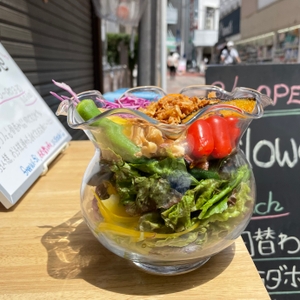 サラダボウル￥800 