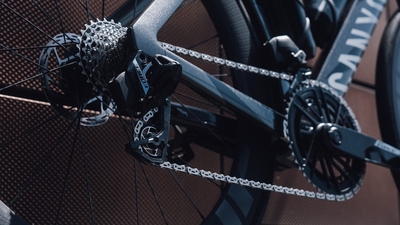 Hg6VU42pXuSfXXaY0s2K.jpg?w=940&h=940