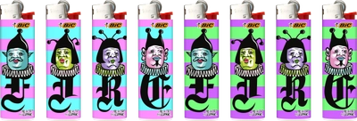 1,800回も着火！“ずっと使えて、ビックり！”なコラボシリーズ第3弾！野性爆弾くっきー！「魔火(マビ)ライター」 新発売！