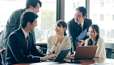 HnS3yacVjPeFGQG64XFu.jpg?w=940&h=940