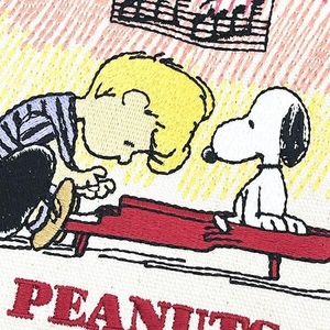 スヌーピーのポーチ