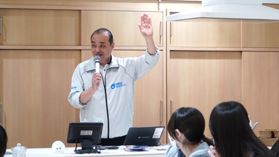 HshKQjo1gNRObUX0a5RZ.jpg?w=940&h=940