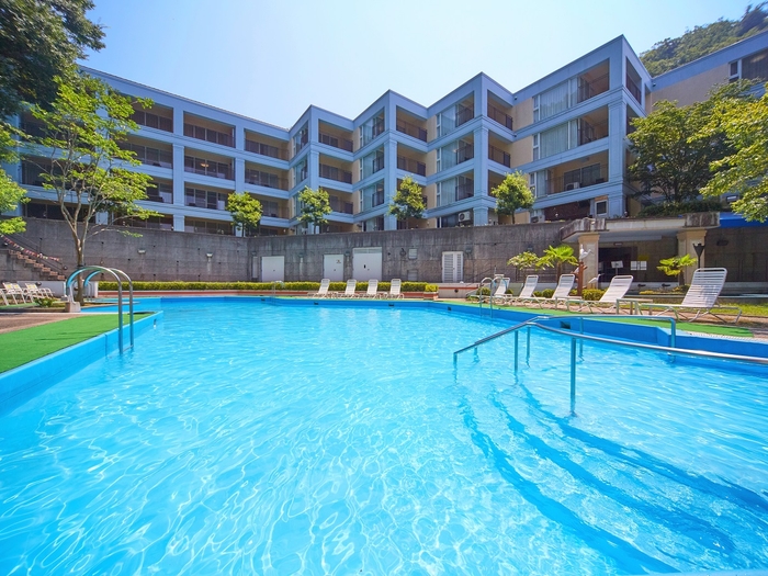 プール(夏季限定)