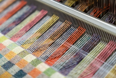 「モザイク」製造工程　Photo by Kenichi Murase