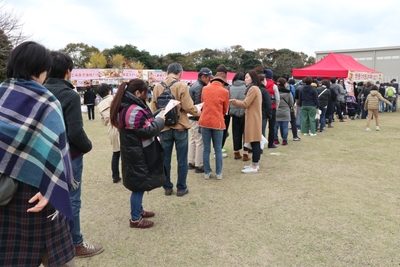 第1回　日本一のやきいも工場祭（昨年の様子）