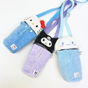 サンリオのぬいぐるみボトルケース