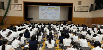 令和7年度（2025年度）進路講演会の様子