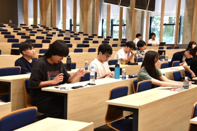 グループワークの成果を発表
