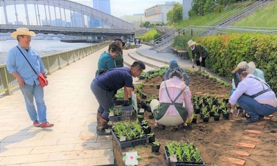 I3oonsMlKSsNcbufBT1y.jpg?w=940&h=940