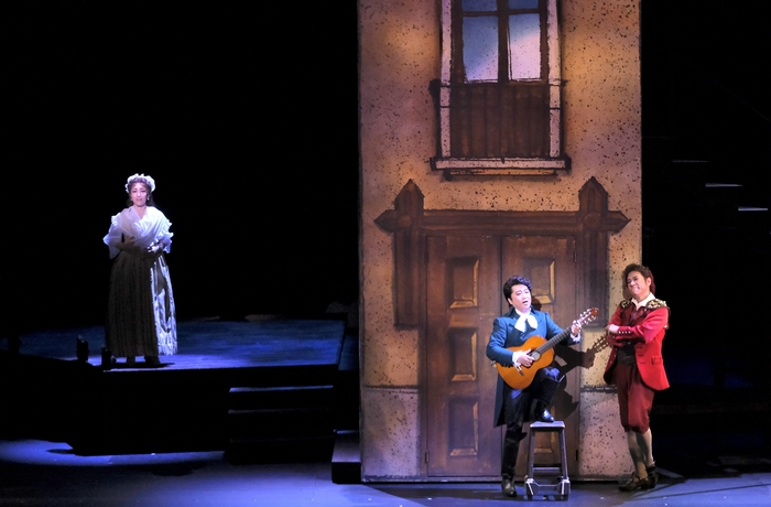 NISSAY OPERA 2022『セビリアの理髪師』 撮影:三枝近志