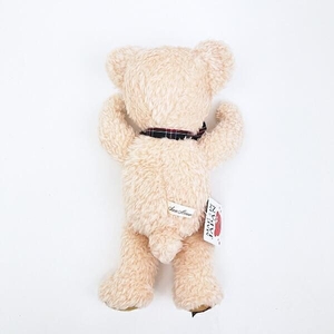 くまのメロディのぬいぐるみ