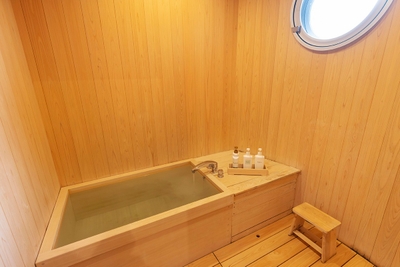 I7TYF5NrmxUWVWMlBW5F.jpg?w=940&h=940