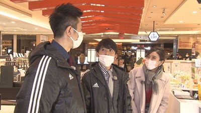 IAmp6ZLclAUHnFza79dK.jpg?w=940&h=940