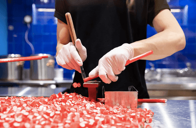 IEkC4EXsHoBOrOCdg43B.png?w=940&h=940