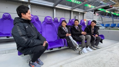 IHxuWP5av1rMjgXUQBh0.jpg?w=940&h=940