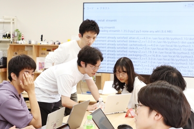 IKUSuX1SdIeSJiHoKNek.jpg?w=940&h=940