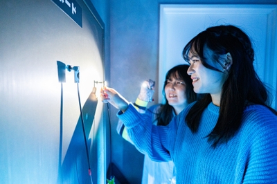 ISz8x9r11fVribVDYnkf.jpg?w=940&h=940