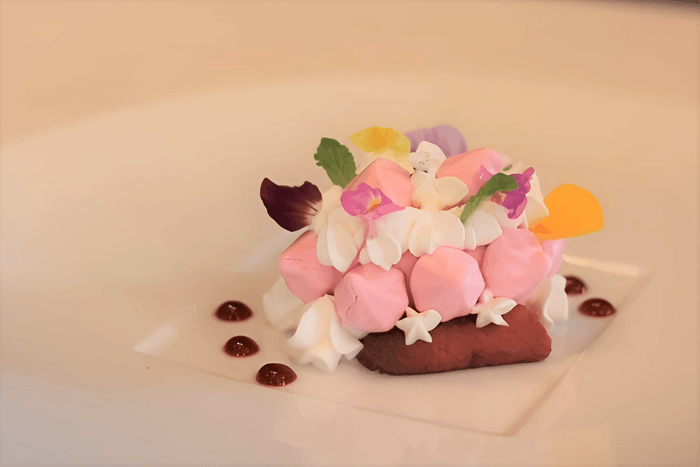 ▲通常よりもグレードアップした母の日限定デザート