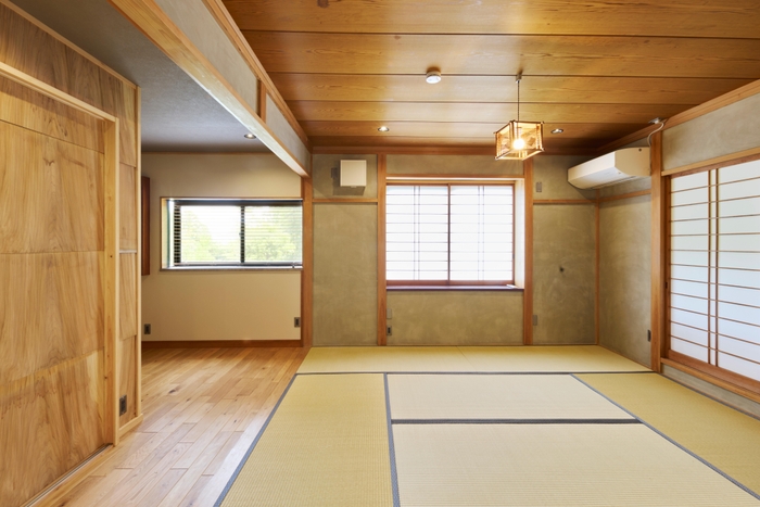 畳に寝転ぶ贅沢