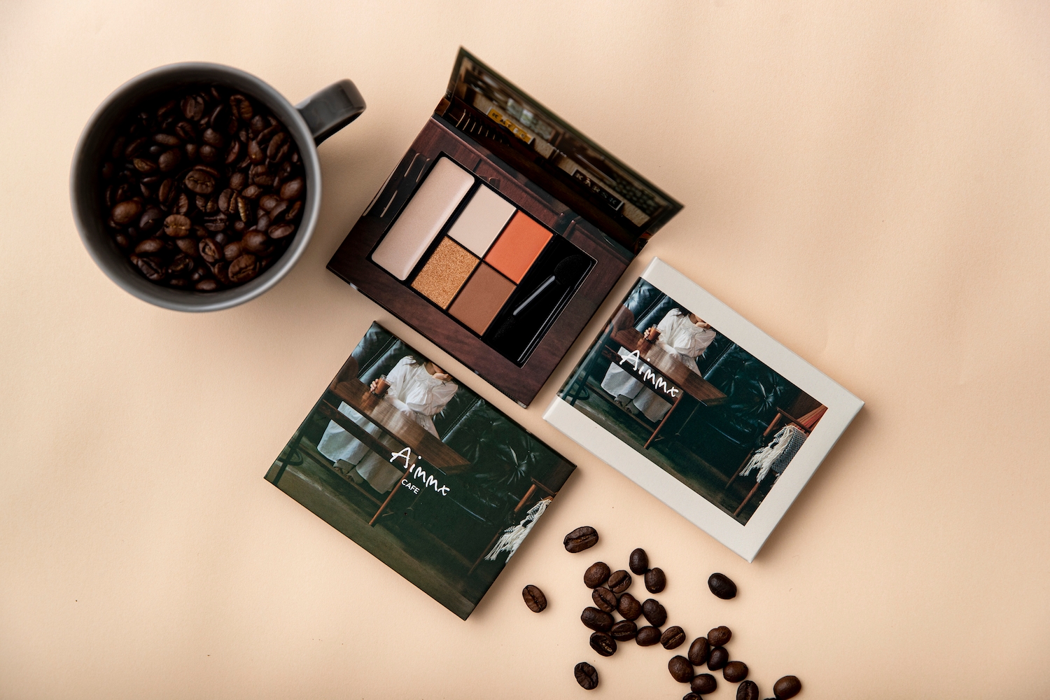 「カラーフィールド」6店舗にて、高橋愛プロデュース『Aimmx アイシャドウパレット 』2/1より新規取扱開始!