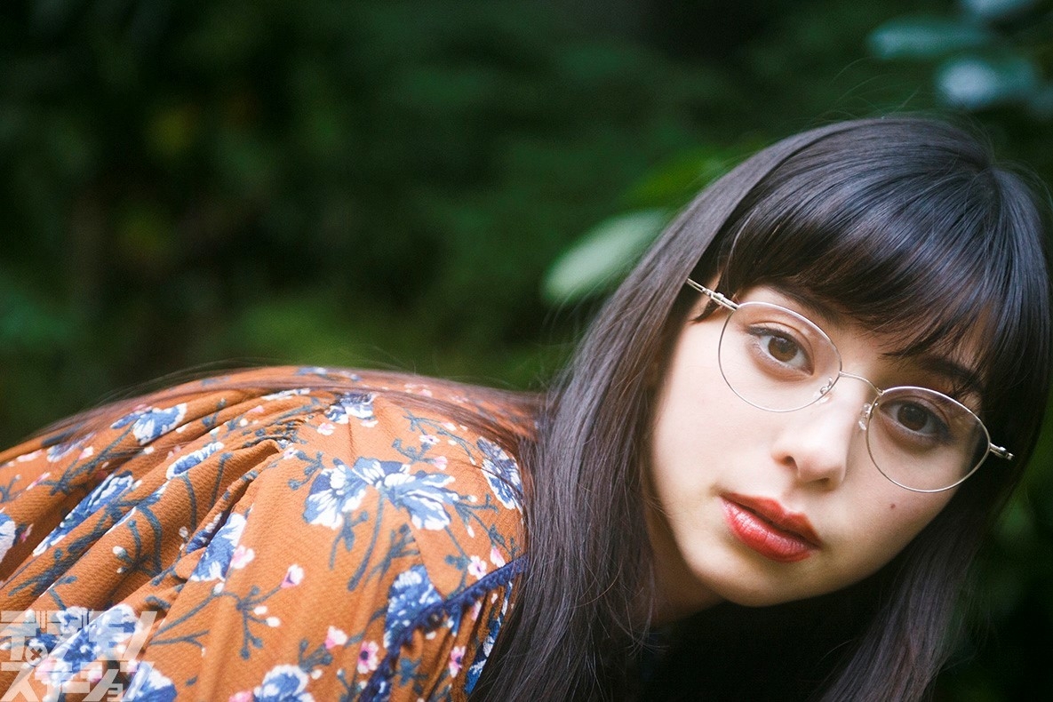 話題のメガネグラビア「ビジョメガネ」 第5弾は女優・モデルとして圧倒的な存在感を放つ 中条あやみが登場！ 電子雑誌『デジモノステーション』 2018年1月号 11月25日（土）発売