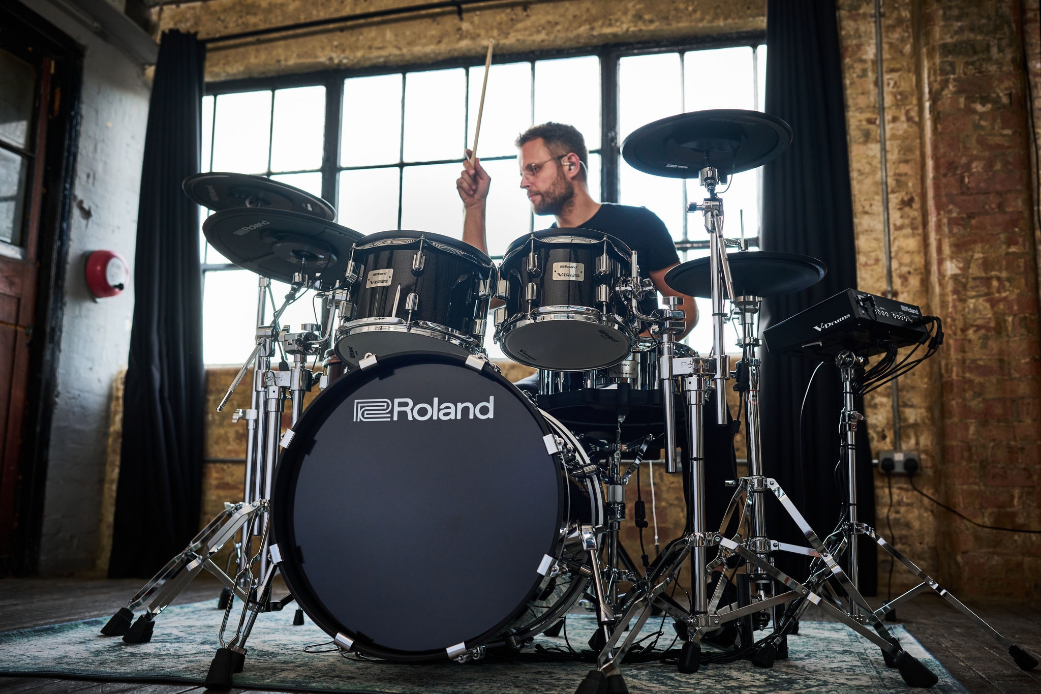 『VAD516』演奏イメージ