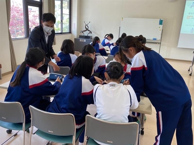 InWSFke8nldsYMWNAz0x.jpg?w=940&h=940