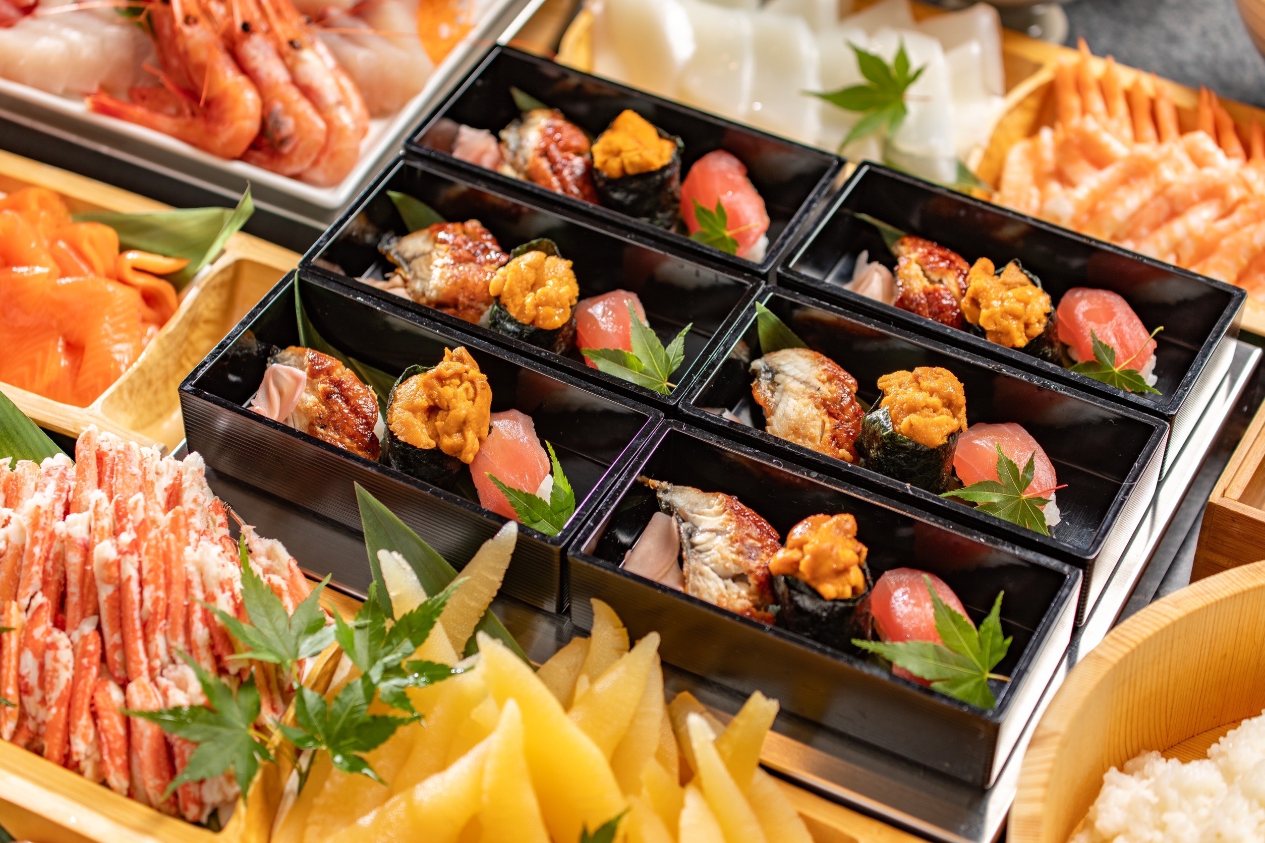 今年も開催決定!心ゆくまで寿司を堪能!佳松苑の夏ビュッフェ 京都府京丹後市夕日ヶ浦温泉「時季を彩る 佳松苑」