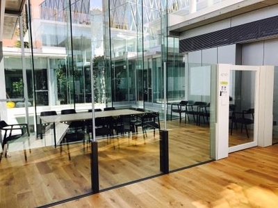 ACADEMIC THEATER　ACT（アクト）の様子