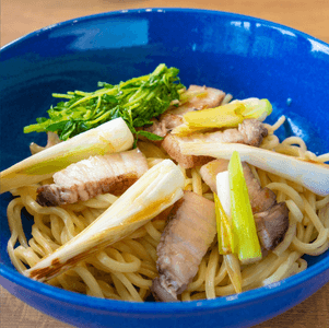 IqAUiUCVkAWWQAwMYBPh.png?w=940&h=940