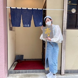 IxfMwzd4t3bY41OPmMAZ.jpeg?w=940&h=940