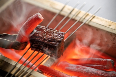 J6Vef3gkh1tV3gzBYhIi.jpg?w=940&h=940