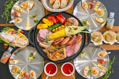 三田ポークや但馬鶏など、地元の恵みを味わうBBQメニュー