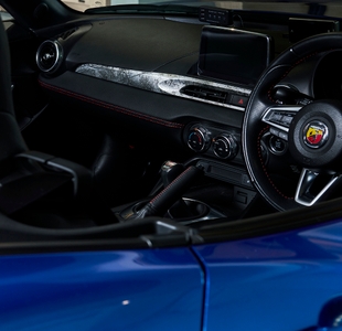 JDvKeF8geOTPf7z5oMUE.jpg?w=940&h=940