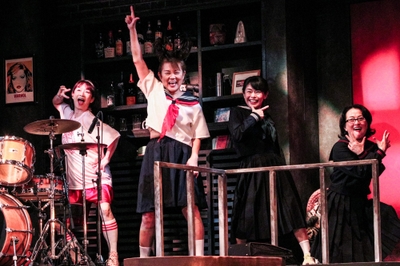 JEU6prTbPO0h7DNogkyK.jpg?w=940&h=940