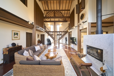 JFU8lKHZVqFNlztYoI7y.jpg?w=940&h=940