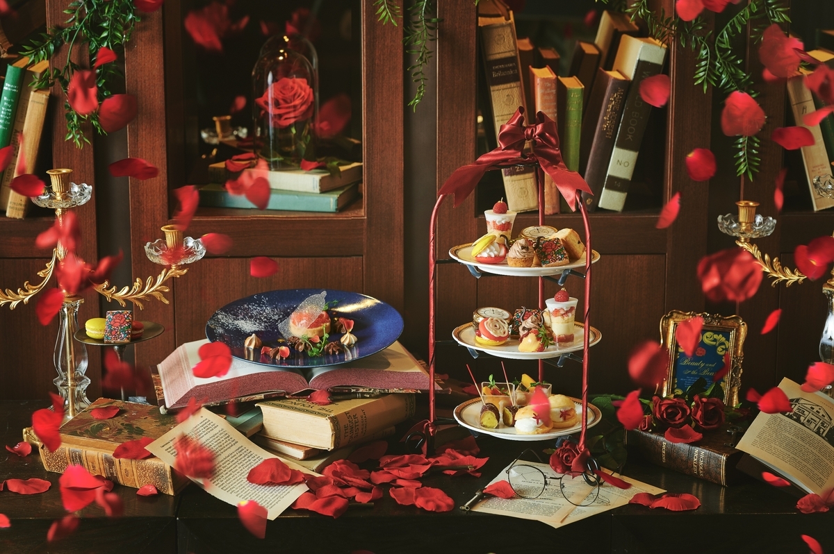 童話“美女と野獣”をモチーフとしたスイーツで、優雅な秋のティータイム『プリンセスアフタヌーンティー~美女と野獣~』開催
