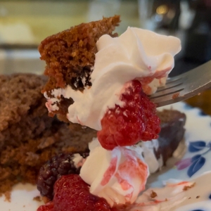 JI13azKbiE2UdL25SM1G.jpeg?w=940&h=940