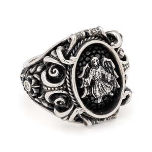 JLhUrgTVAbm9vQphoykF.jpg?w=940&h=940