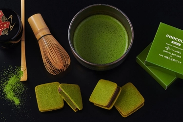 横浜・バニラビーンズ×京都・伊藤久右衛門の初コラボ！ 新作「ショーコラ・宇治抹茶アソート」を楽天市場店にて限定販売