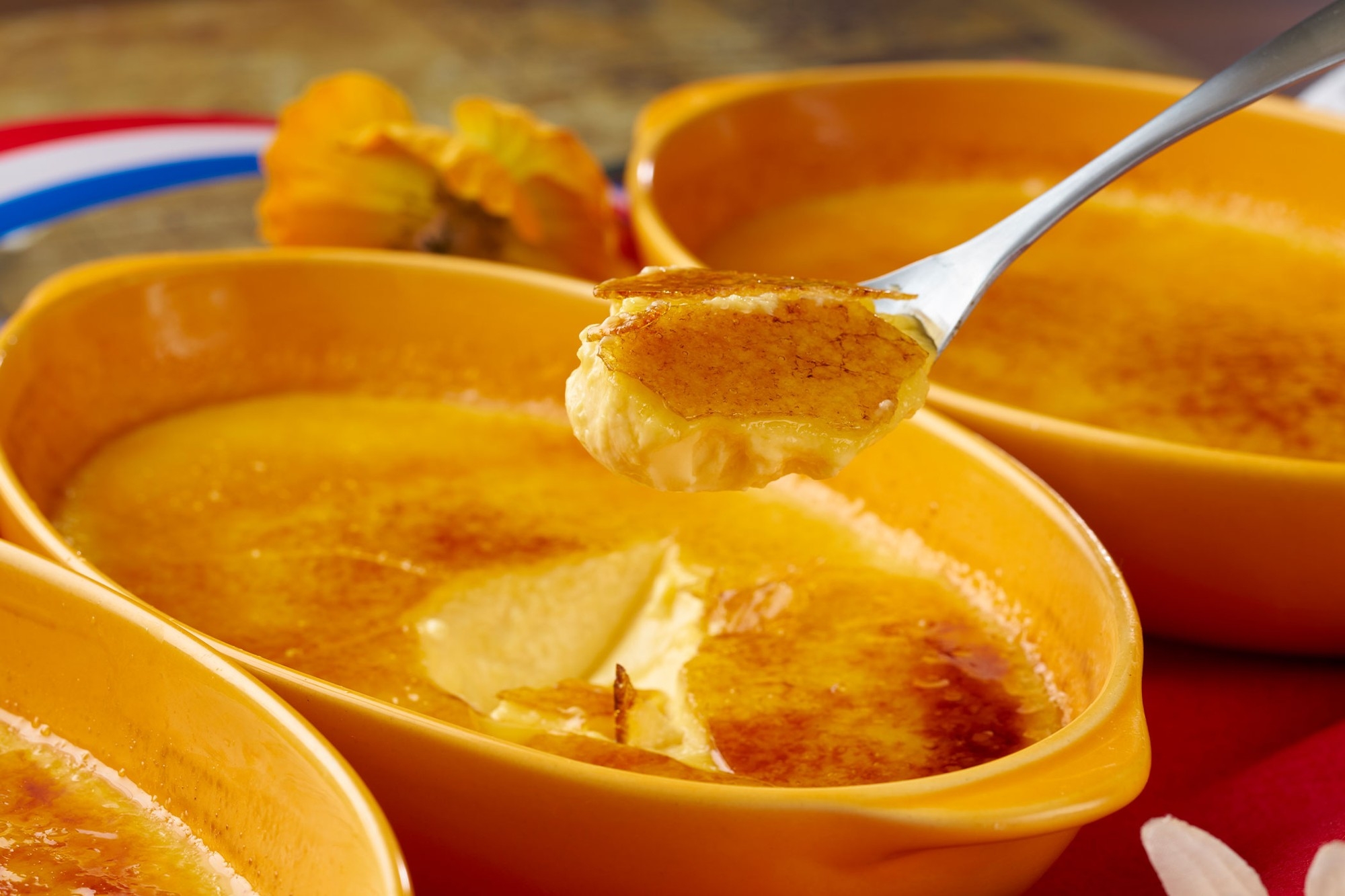 蔵王三十六景牛乳のクレームブリュレ(Premium ホテル壮観)