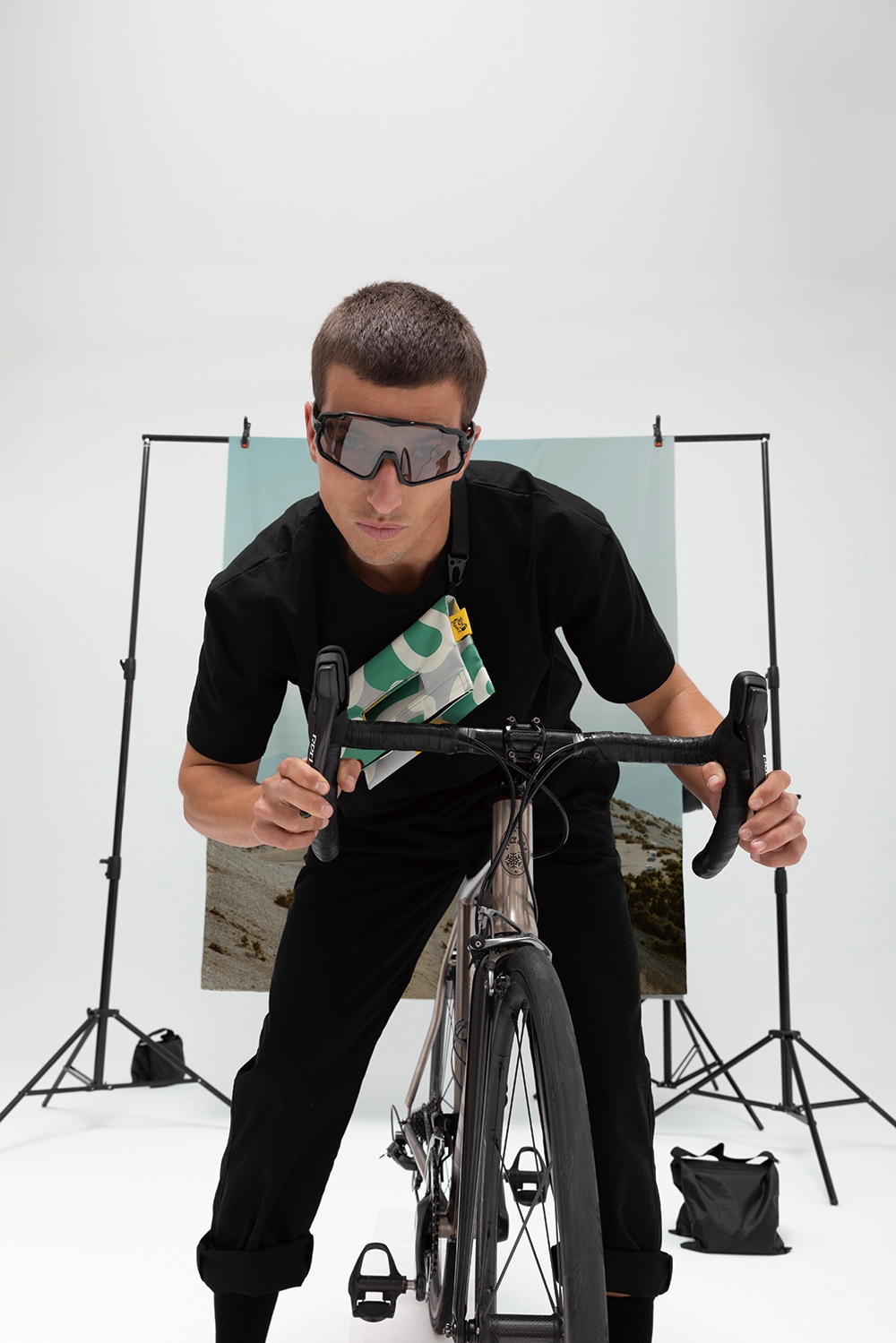 Notabag Crossbody Light 1